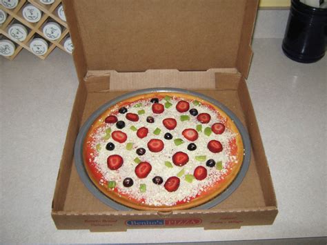 Go shorty, eats your birthday (pizza cake). Deb's Birthday Cake Ideas for Kids Photo Gallery: Pizza ...