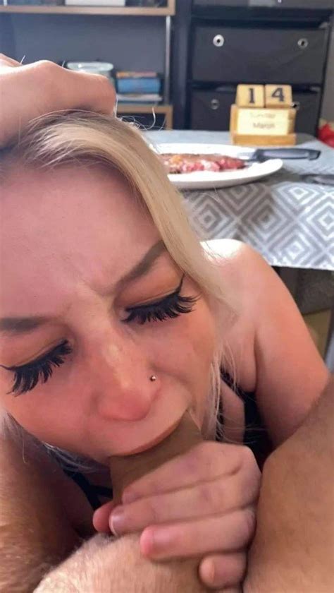 Amateur Blond With Fake Lashes Gagging On Cock Oaks22