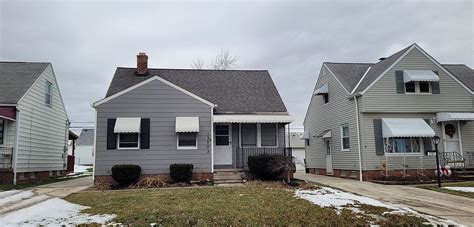 3135 W 58th St Cleveland Oh 44102 Zillow