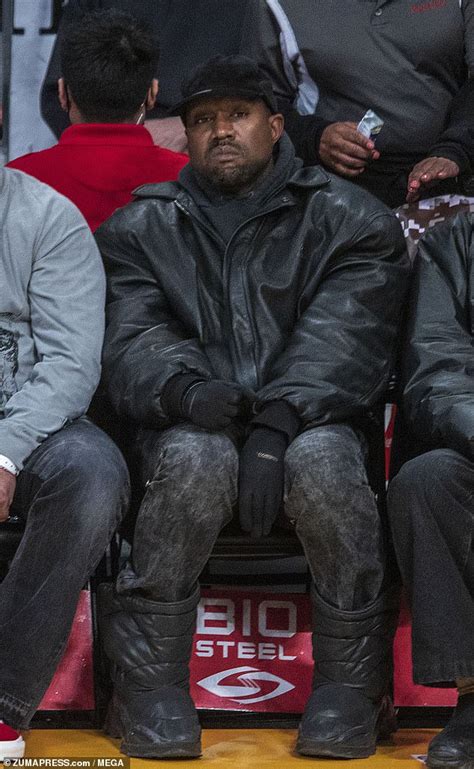 kanye west cheers on the lakers while sitting courtside at the staples center in la daily mail