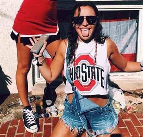 10 Adorable Gameday Outfits At Uo Society19