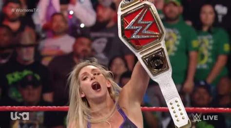 Charlotte Flair cumplió mil días como Campeona en WWE Superluchas