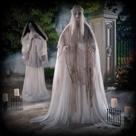 halloween props decorations life size animated scary ghostly bride outdoor yard halloween