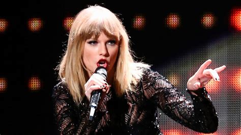 Check spelling or type a new query. Taylor Swift and Jennifer Hudson cast in Cats movie ...