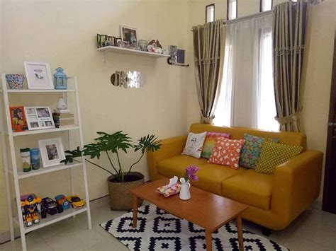 Rumah minimalis sudah ada sejak lama, bahkan sejak sebelum saya lahir. Ide Dekorasi Ruang Tamu Minimalis | nggablog.com
