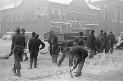 Clearing The Snow Off The Streets Of Chillicothe Ohio 1940 R