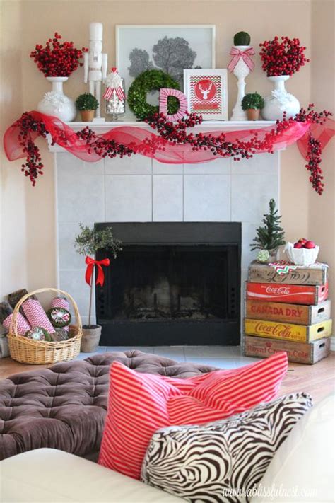 20 Festive Christmas Mantel Decorating Ideas Christmas
