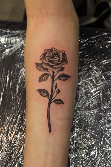 Rose Tattoos On Arm For Guys Idalias Salon