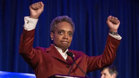 Lori Lightfoot Makes History As Chicago Mayor Elect Chicago News Wttw
