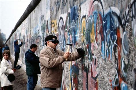 The Fall Of The Berlin Wall A Forgotten Part Of The Story The National Interest