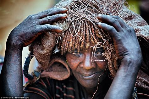 Omo Valley Suri And Hamar Tribes Keep The Traditions Daily Mail Online