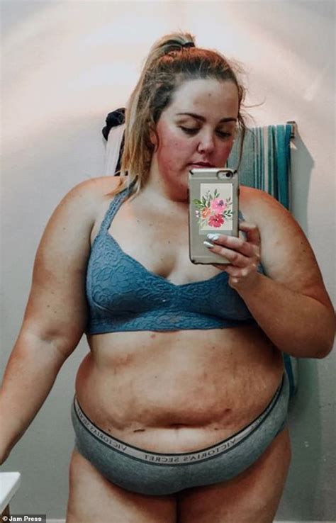 Woman Who Tipped The Scales At Almost 300lbs Reveals Incredible Transformation Daily Mail Online