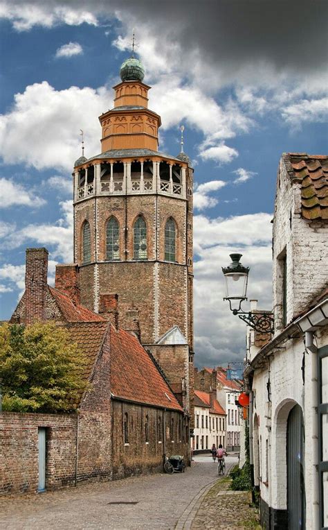 Orthodox christian worshippers attend the holy fire ceremony amid eased coronavirus restrictions at the church of the holy sepulchre in jerusalem's old city. The Jerusalem Church of Bruges