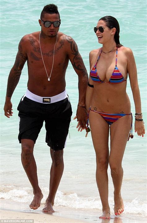 Kevin grew up in wedding, a rough neighbourhood of berlin, with his mother and older brother while his younger brother lived in an affluent. Kevin-Prince Boateng: vriendin, vermogen, lengte, tattoo ...