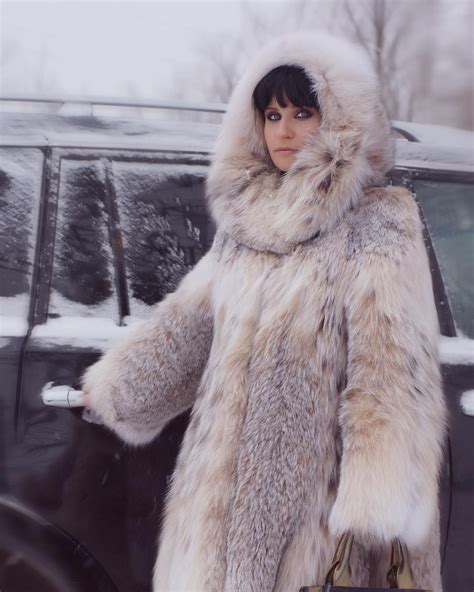 Vintage Furcoats Fur Hood Coat Fur Fashion Fur Coat