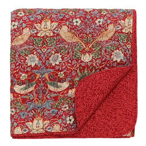 William Morris Strawberry Thief Quilted Throw Jarrold Norwich