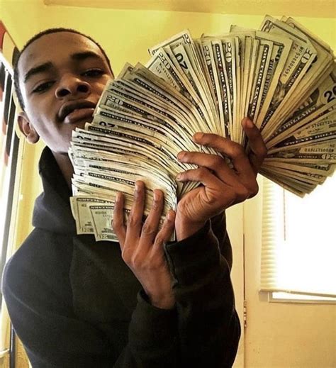 How to make a fortune with $100. @𝐠𝐫𝐚𝐜𝐤𝐳𝐳𝐳𝐳 in 2020 | Money stacks, Cute black guys, Money bill