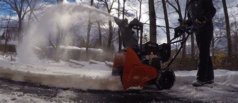 Toro Snowmaster 824 Qxe Snow Blower Review Snow Blower Snow Blowers