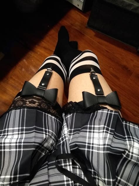 thigh high thursday this is the first time i m posting something like this and am nervous r 196