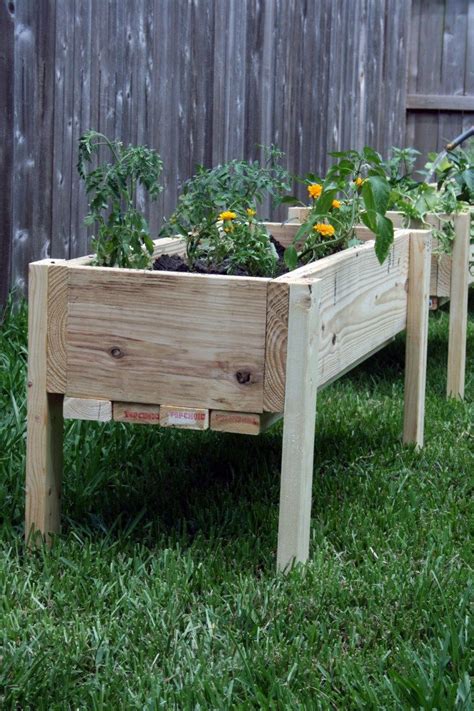 Construct the side panels in the same way you did the front and back panels. Elevated off-ground garden beds (with plans) | Garden boxes raised, Elevated garden beds ...