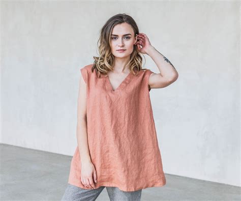Modern Linen Tunic Layla With V Neck In Peach Color Oversize Summer