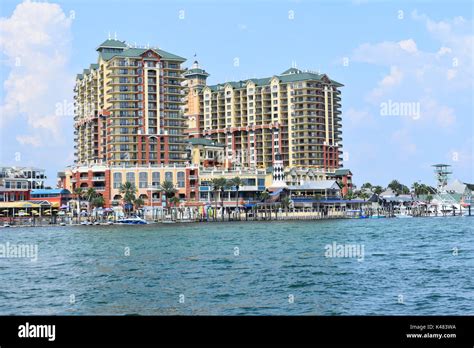 Destin Fishing Pier Hi Res Stock Photography And Images Alamy