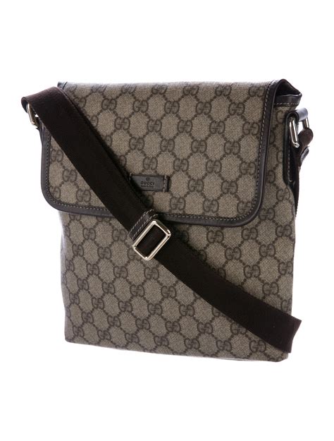 Gucci Gg Supreme Messenger Bag Handbags Guc164404 The Realreal