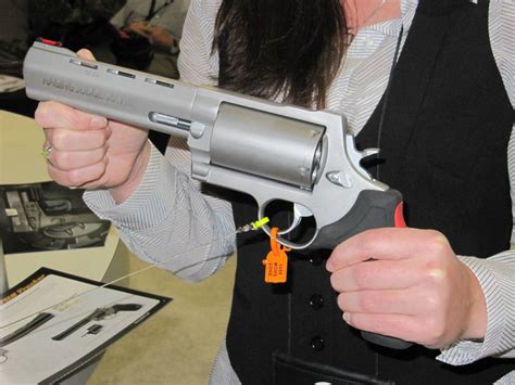 This Gigantic Revolver Shoots Shotgun Shells Gizmodo Australia