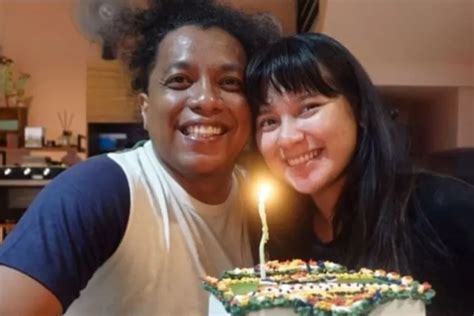 Dua Tahun Nikah Masih Terhalang Restu Ibu Ini Momen Anniversary