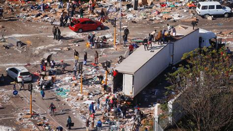 Earthquake Today Durban : Dozens Killed After Severe Floods And Landslides Hit Kwazulu Natal 