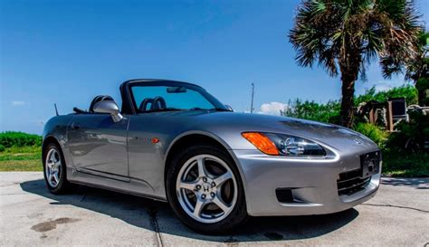 Unreal 2000 Honda S2000 Only Has Delivery Mileage May Go For Upwards