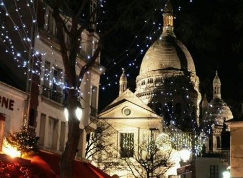 Paris Montmartre Sacre Coeur Place Du Tertre Xmas Christmas 🎄