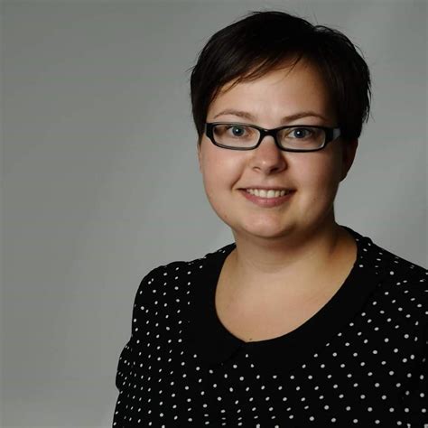 👉 werde fit für die ap2 kaufleute für büromanagement in 8 wochen: Maria Sklomeit - Kauffrau für Büromanagement - wetreu KG ...