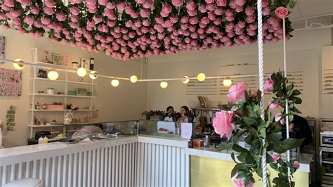 Villeray Parc Extension St Michel Voit Rose Avec Un Nouveau Café
