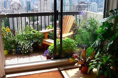 33 Great Balcony Garden Ideas With A Diy Balcony Guide Foter