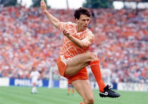 Pero finalmente, a raíz del brote del nuevo. Camiseta 1ª Holanda Eurocopa 1988 #12 VAN BASTEN vs URSS ...