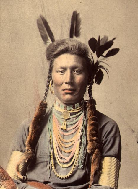 20 Beautiful Colorized Photos Of Native Americans In The Late 19th