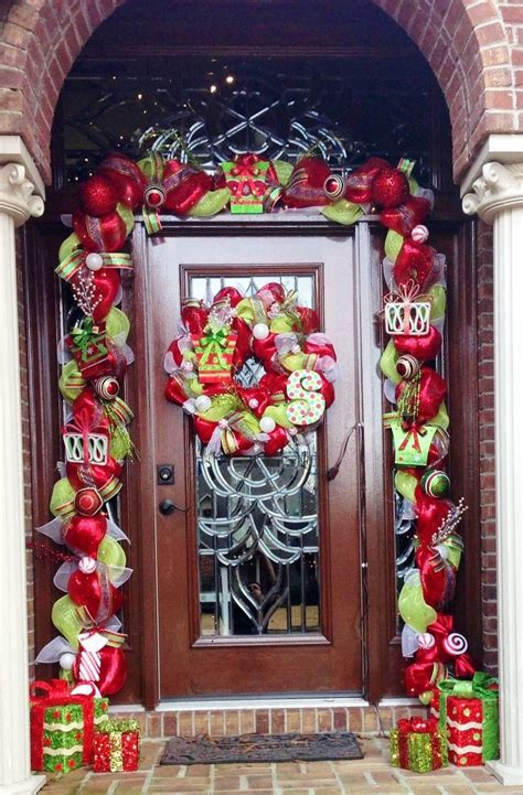 20 Christmas Front Door Decoration Ideas Instaloverz