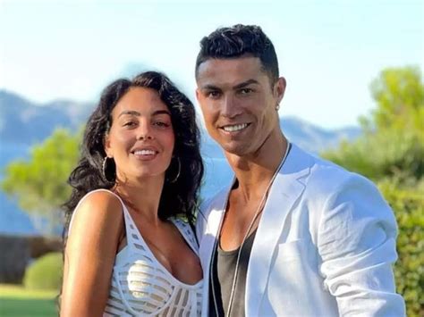 Ronaldo To Pay Georgina Rodriguez £86000 Per Month If They Break Up