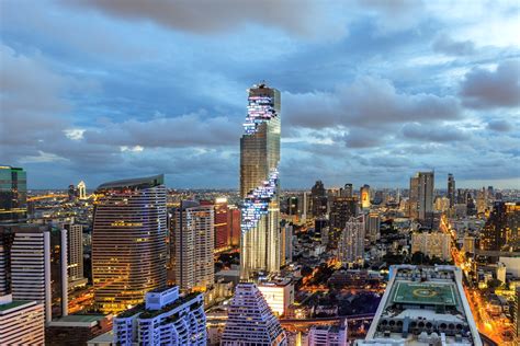 Thailand's tallest building MahaNakhon shines in Bangkok sky with ...