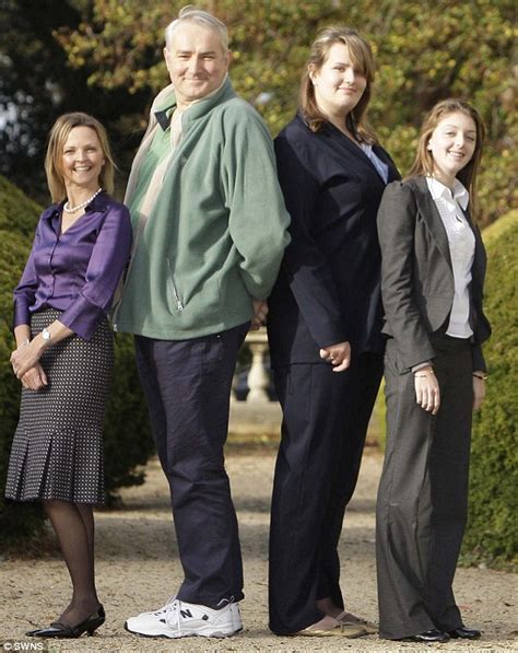 Meet Emma Cahill Britains Tallest Schoolgirl Who Towers Over Her