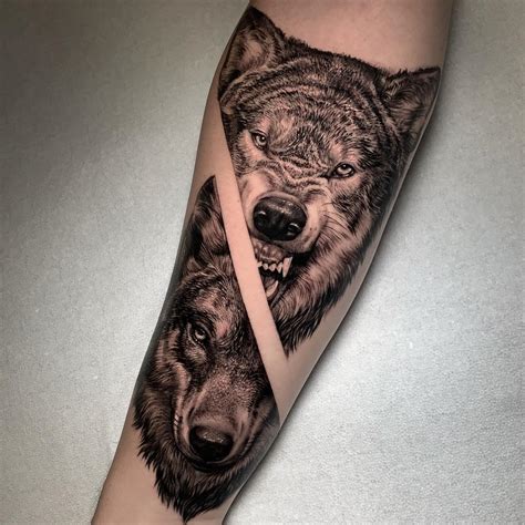 70 Best Wolf Forearm Tattoo Design April 2024