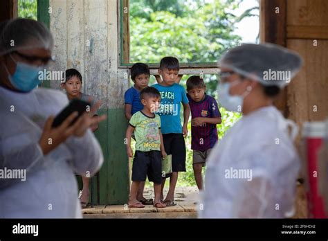 Brazilian Indians In Amazonas Hi Res Stock Photography And Images Alamy