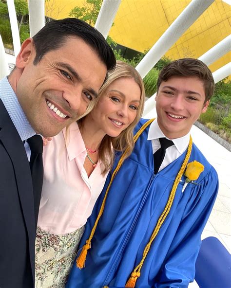Kelly Ripa Mark Consuelos Celebrate Son Joaquins Graduation Photos