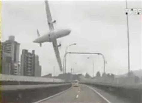 Transasia Crash Video Flight Ge235 Crash Caught On Video 26 People
