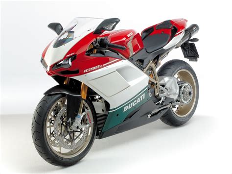 The motorcycle is named after the small manufacturing town of borgo panigale. DUCATI SUPERBIKE 1098S TRICOLORE - Motorcycles Wallpaper ...
