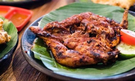 Gambar tentang Peringkat: 10 restoran / tempat makan Masakan Indonesia