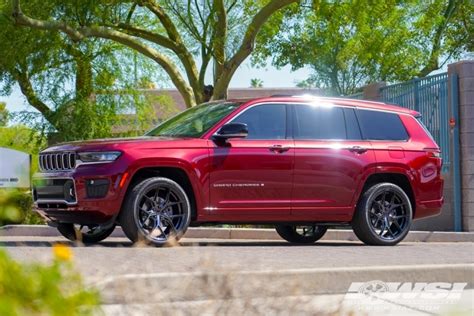 2021 Jeep Grand Cherokee With 22 Vossen Hf 5 In Gloss Black Wheels