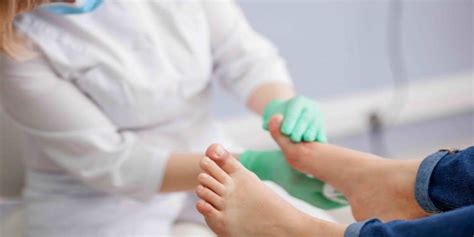 Common Foot Problems And How A Podiatrist Can Help Healthylifey