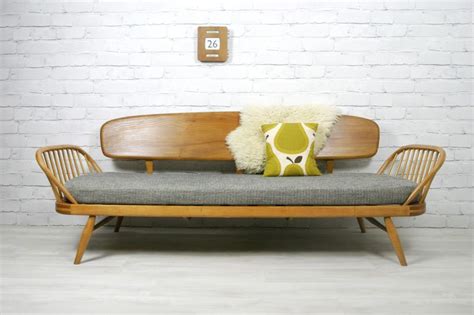 In 1955 they announced the snelling 'b.s.f' unit, a modular system of shelves & cupboards, & the snelling. Vintage 1960s Ercol Studio Couch/Daybed. http://www.ebay ...